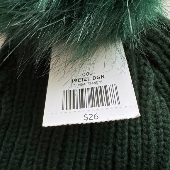 NEW Topshop Pompon Acrylic hat - Picture 4 of 4